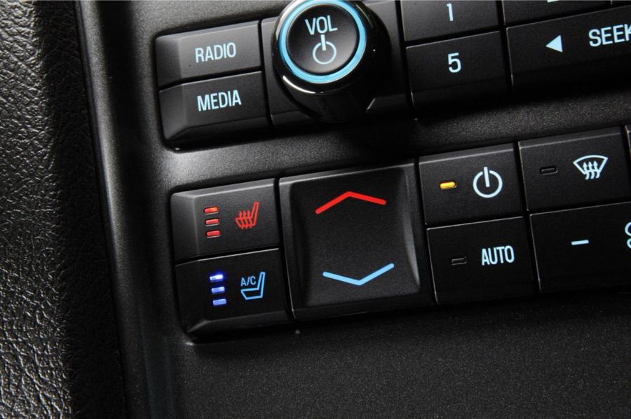  Ford Taurus 2010 года  (фото 56 из 161)